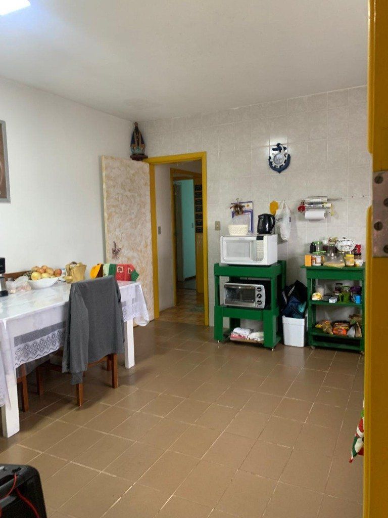 Casa à venda com 3 quartos, 1m² - Foto 7