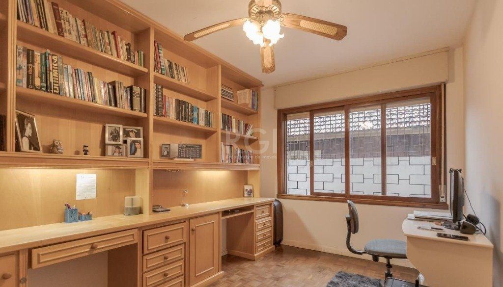 Casa à venda com 4 quartos, 327m² - Foto 19
