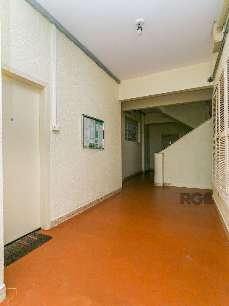 Apartamento à venda com 3 quartos, 81m² - Foto 22