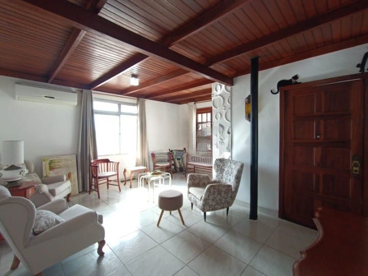 Casa para Venda - 142.8m², 4 dormitórios, 5 vagas - Teresópolis — foto 4