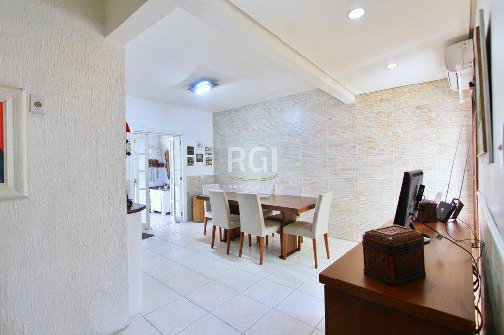 Casa à venda com 5 quartos, 260m² - Foto 26