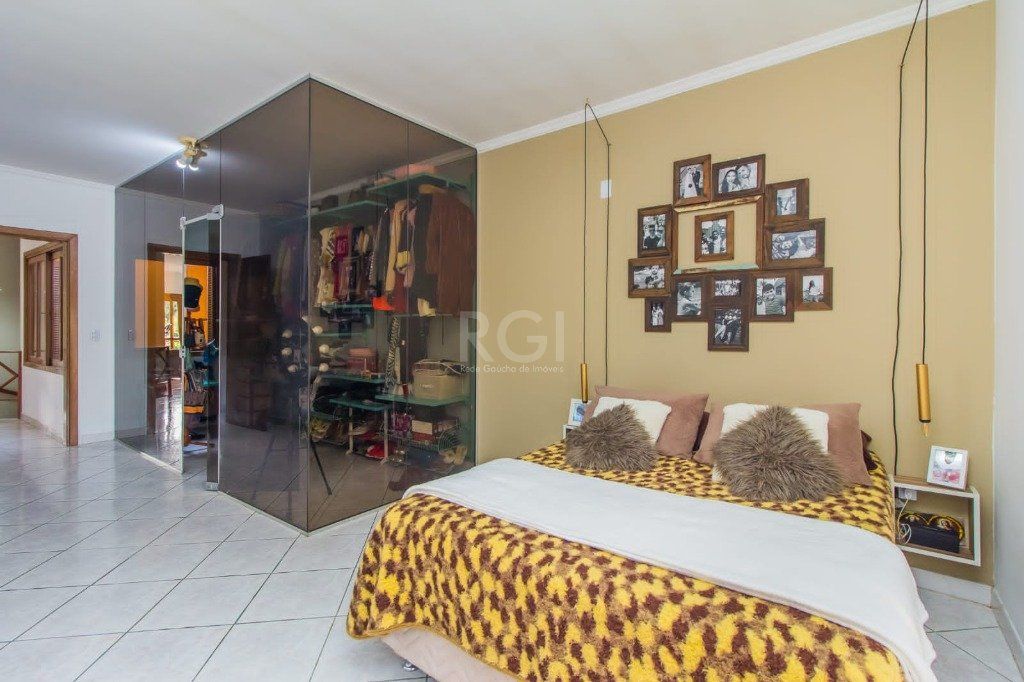 Casa à venda com 4 quartos, 300m² - Foto 23