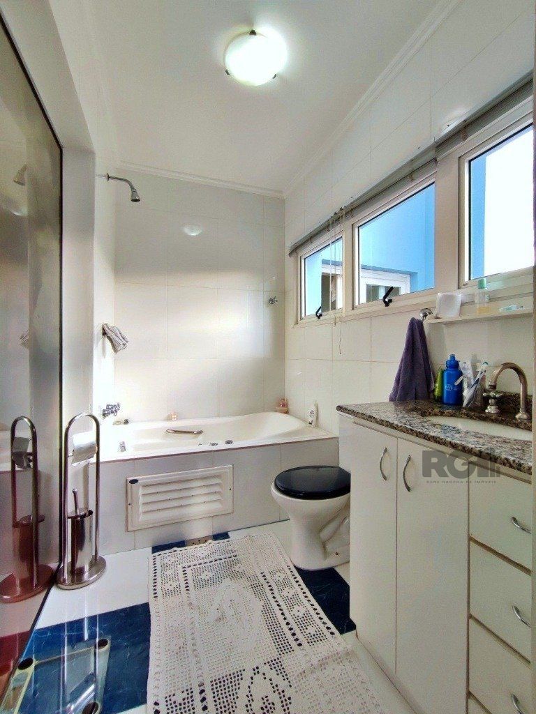 Casa à venda com 4 quartos, 233m² - Foto 25