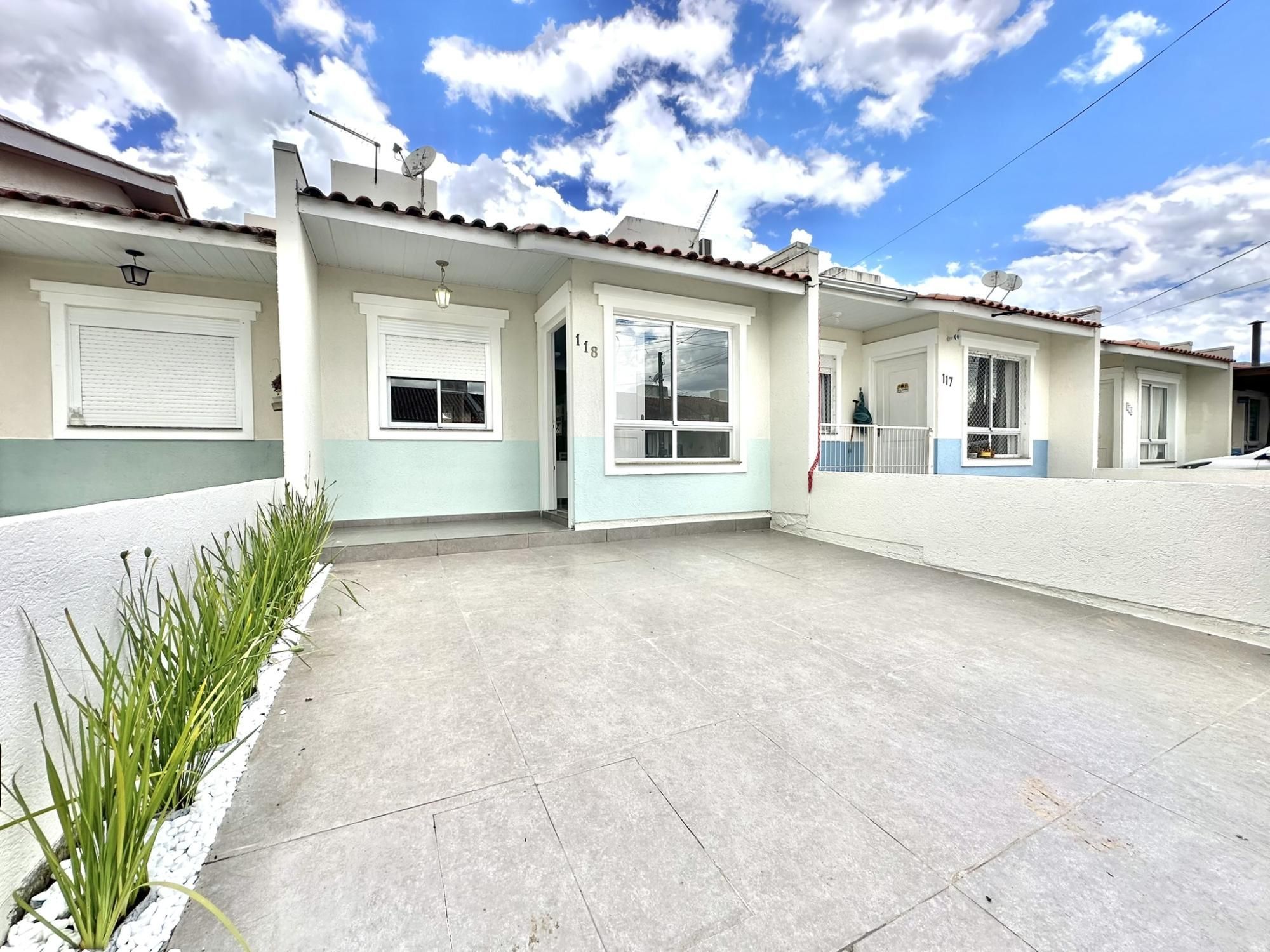 Casa de Condomínio 2 dormitórios no bairro Hípica