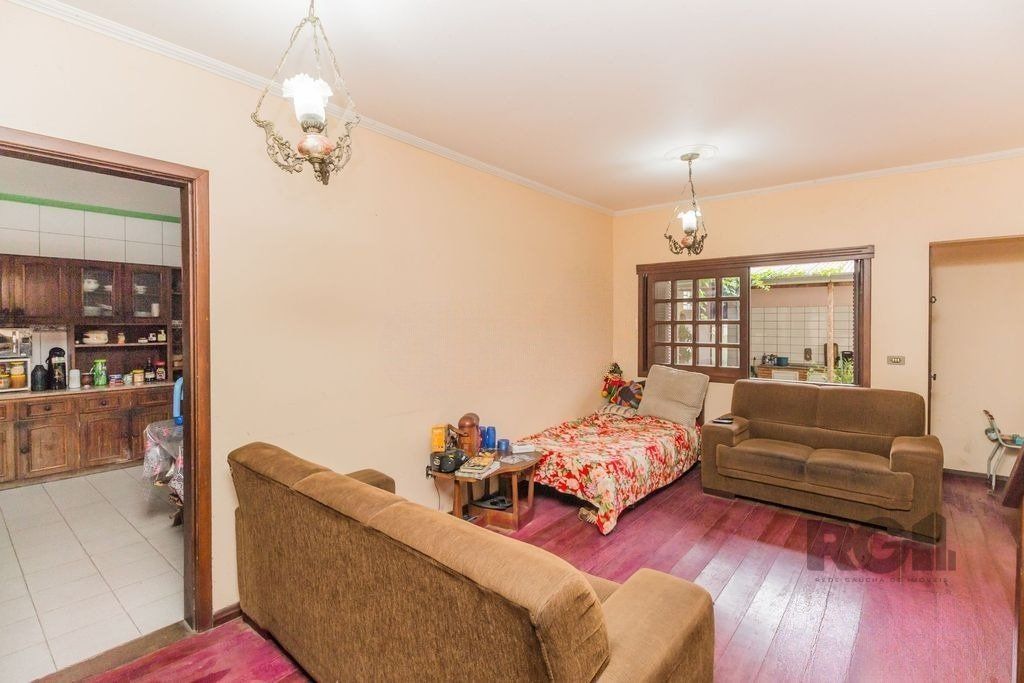 Casa, 6 quartos, 313 m² - Foto 1