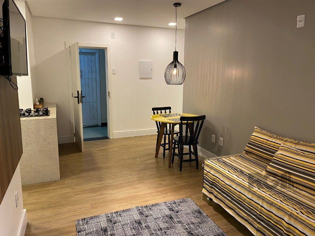 Apartamento à venda com 2 quartos, 69m² - Foto 1