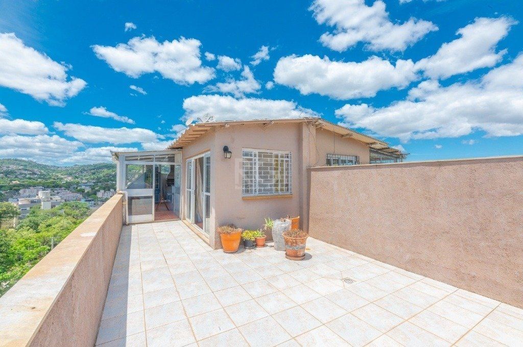 Cobertura à venda com 2 quartos, 147m² - Foto 1