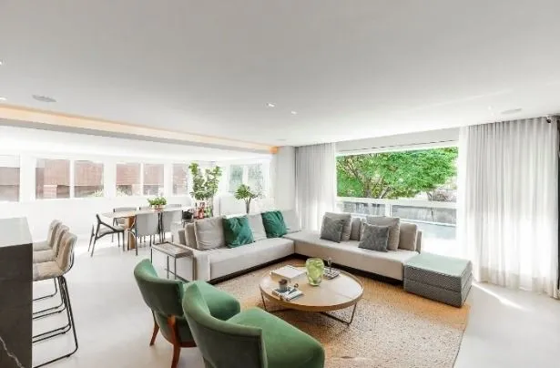 Apartamento Garden com 3 suítes, 2 vagas no bairro Petropolis -Porto alegre/RS