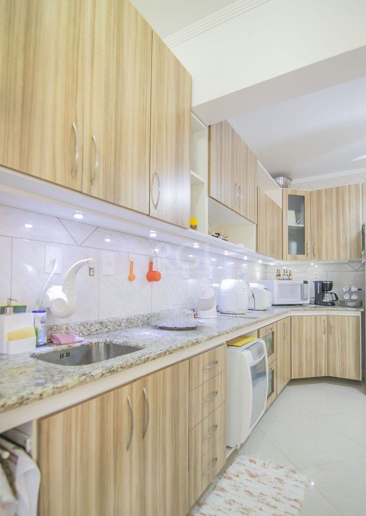 Casa à venda com 3 quartos, 252m² - Foto 20