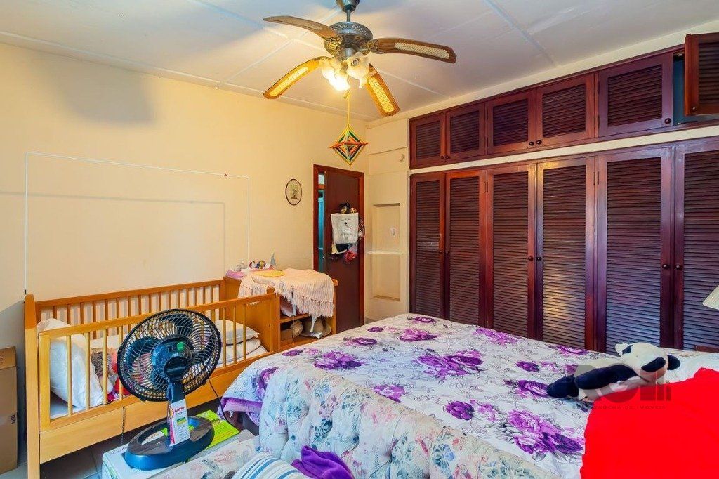 Casa à venda com 4 quartos, 213m² - Foto 11