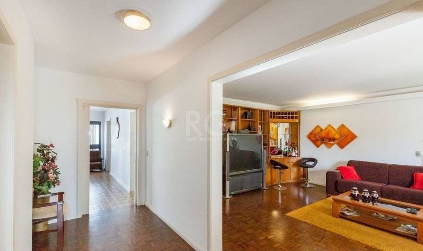 Casa à venda com 4 quartos, 327m² - Foto 16