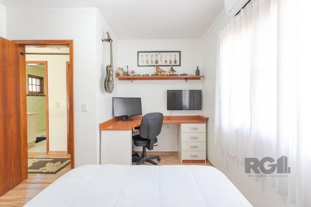 Casa à venda com 4 quartos, 229m² - Foto 32