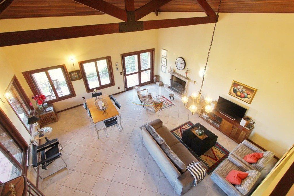 Casa à venda com 4 quartos, 269m² - Foto 12