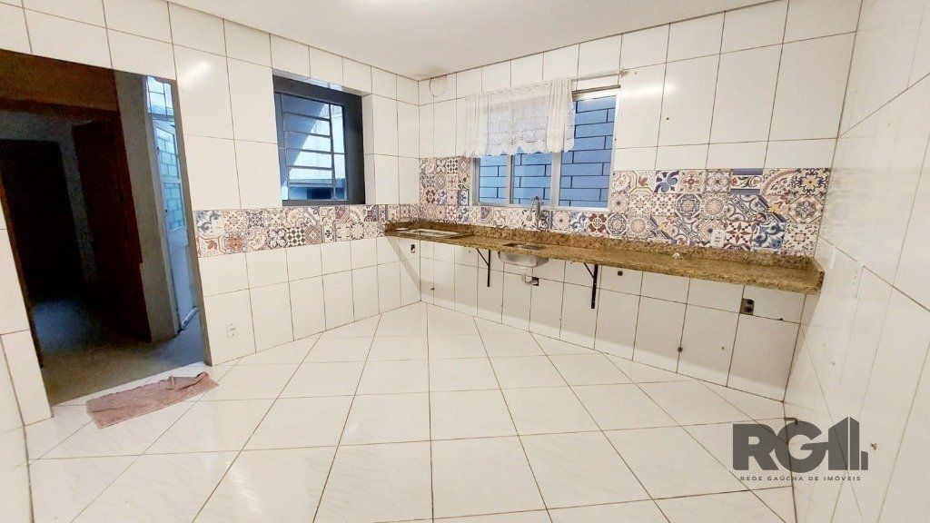 Casa à venda com 3 quartos, 200m² - Foto 14