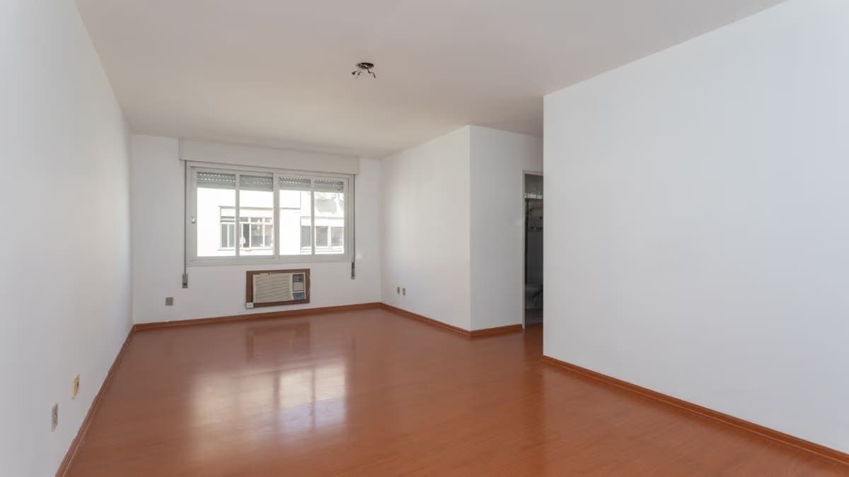 Apartamento com 80m², 2 dormitórios no bairro Petrópolis em Porto Alegre para Comprar