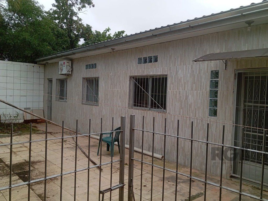 Casa à venda com 2 quartos, 75m² - Foto 5