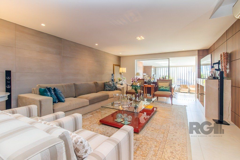 Casa, 4 quartos, 351 m² - Foto 2