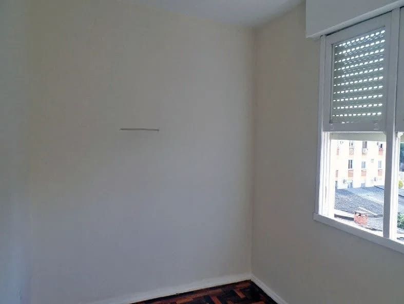 Apartamento de 2 dormitórios á venda no Bairro Passo da Areia — foto 2