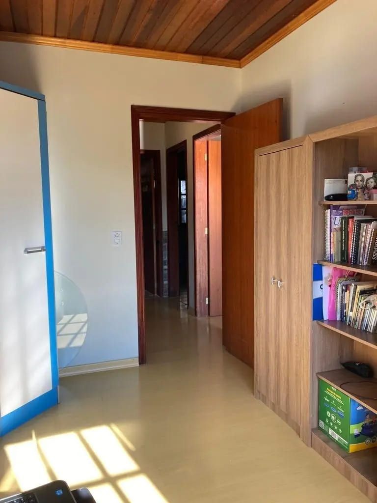 Casa à venda com 3 quartos, 180m² - Foto 11