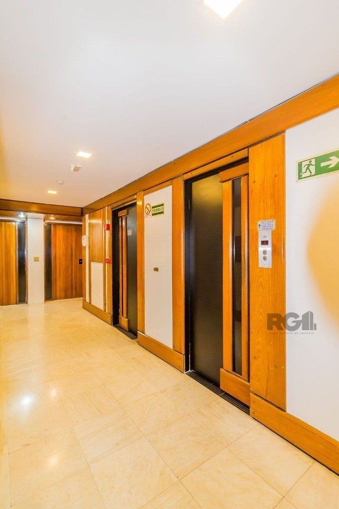 Apartamento à venda com 3 quartos, 214m² - Foto 35