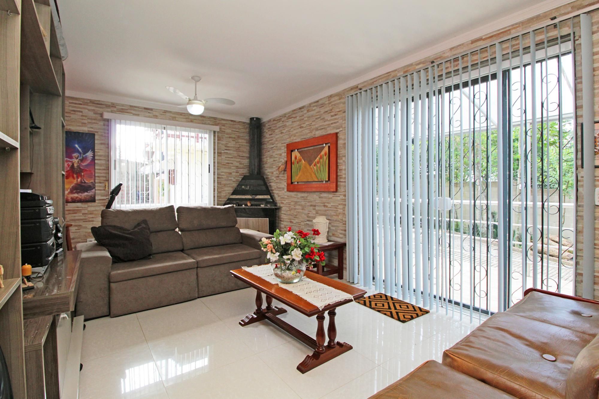 Casa à venda com 3 quartos, 332m² - Foto 3