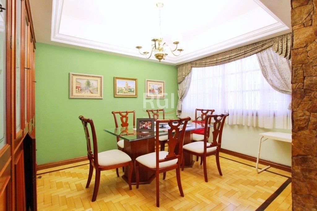 Casa à venda com 3 quartos, 250m² - Foto 10