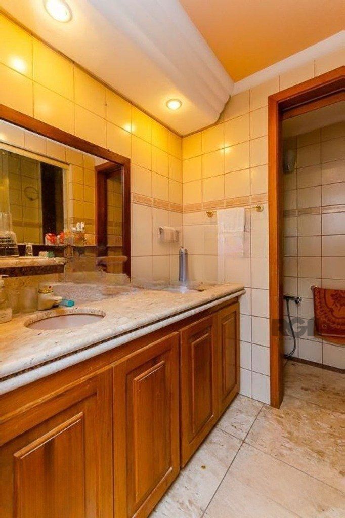 Casa à venda com 3 quartos, 379m² - Foto 21