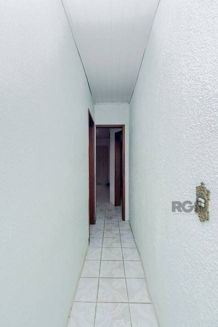 Casa à venda com 3 quartos, 70m² - Foto 10