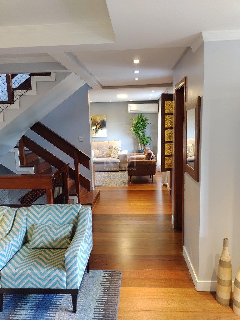 Casa à venda com 3 quartos, 340m² - Foto 9