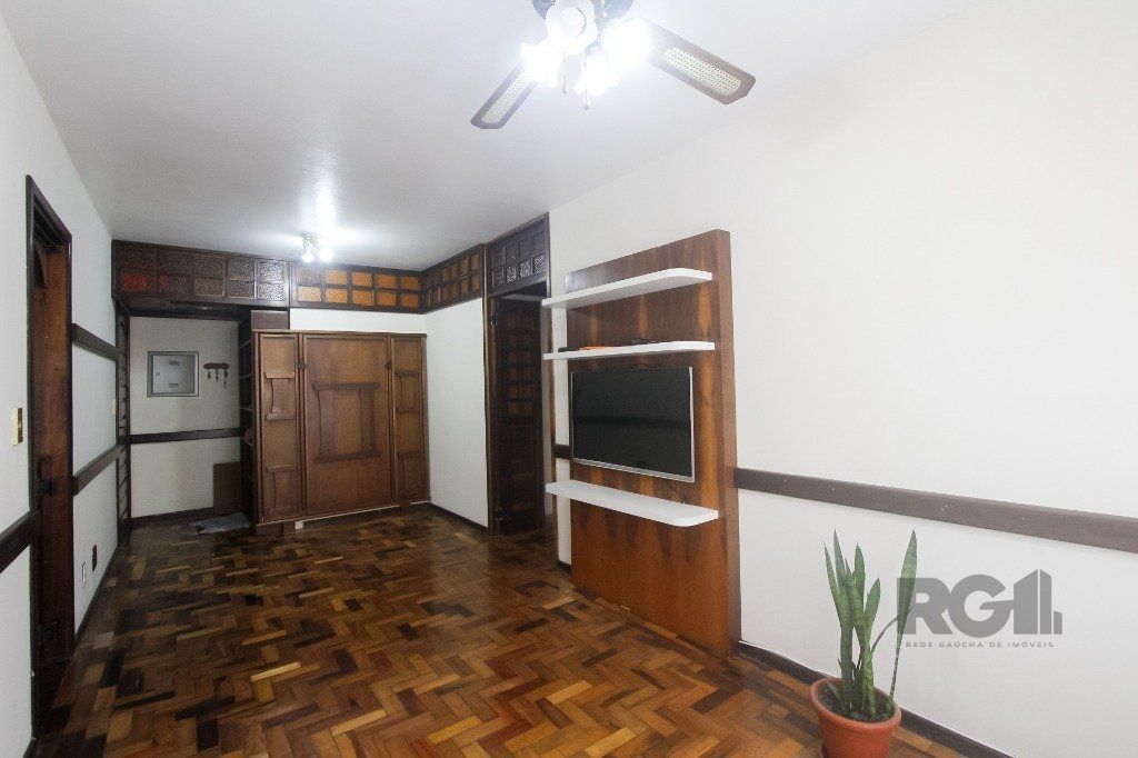 Apartamento à venda com 3 quartos, 75m² - Foto 2