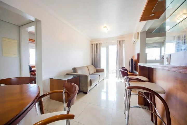 Apartamento de 2 dormitórios à venda no Jardim do Salso - Porto Alegre