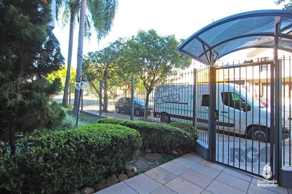 Cobertura à venda com 4 quartos, 301m², 2 suítes, 3 vagas, Rua Guadalupe no bairro Jardim Lindóia em Porto Alegre