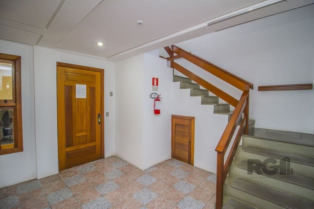 Apartamento à venda com 2 quartos, 62m² - Foto 21