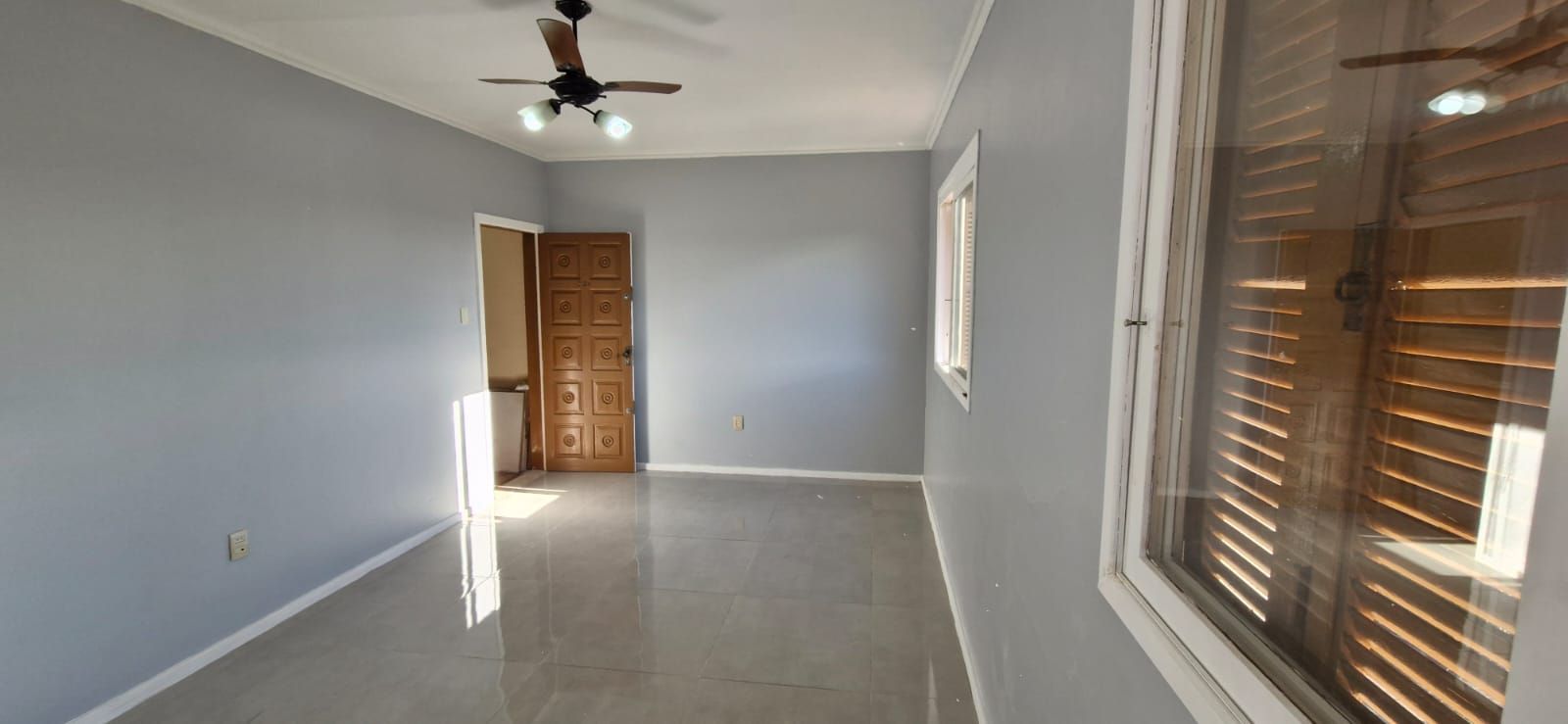 Apartamento de 2 dormitórios reformado no bairro teresopolis