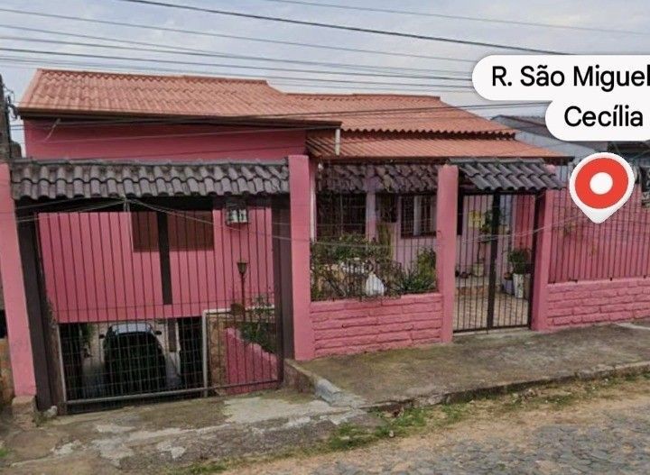 Casa 4 dormitórios no bairro Cecília