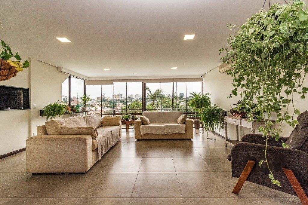 Casa à venda com 4 quartos, 484m² - Foto 2