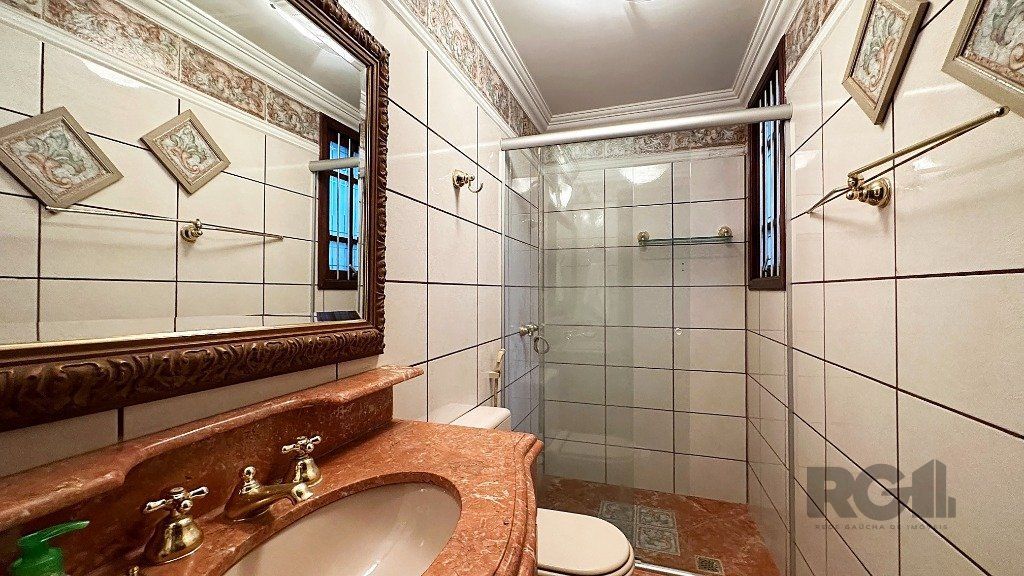 Casa à venda com 4 quartos, 351m² - Foto 13