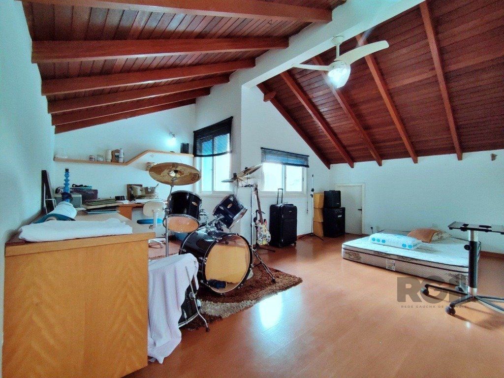 Casa à venda com 4 quartos, 233m² - Foto 27