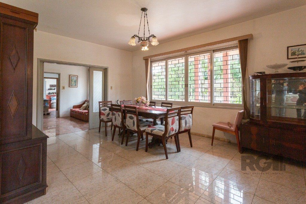 Casa à venda com 4 quartos, 244m² - Foto 6
