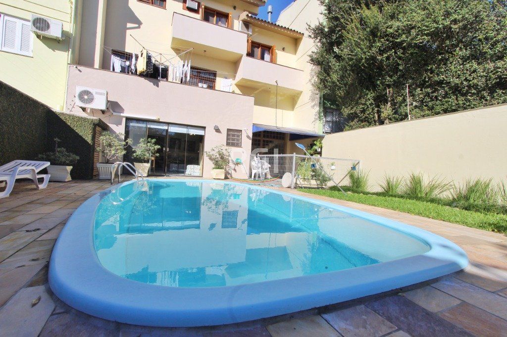 Casa à venda com 3 quartos, 250m² - Foto 28