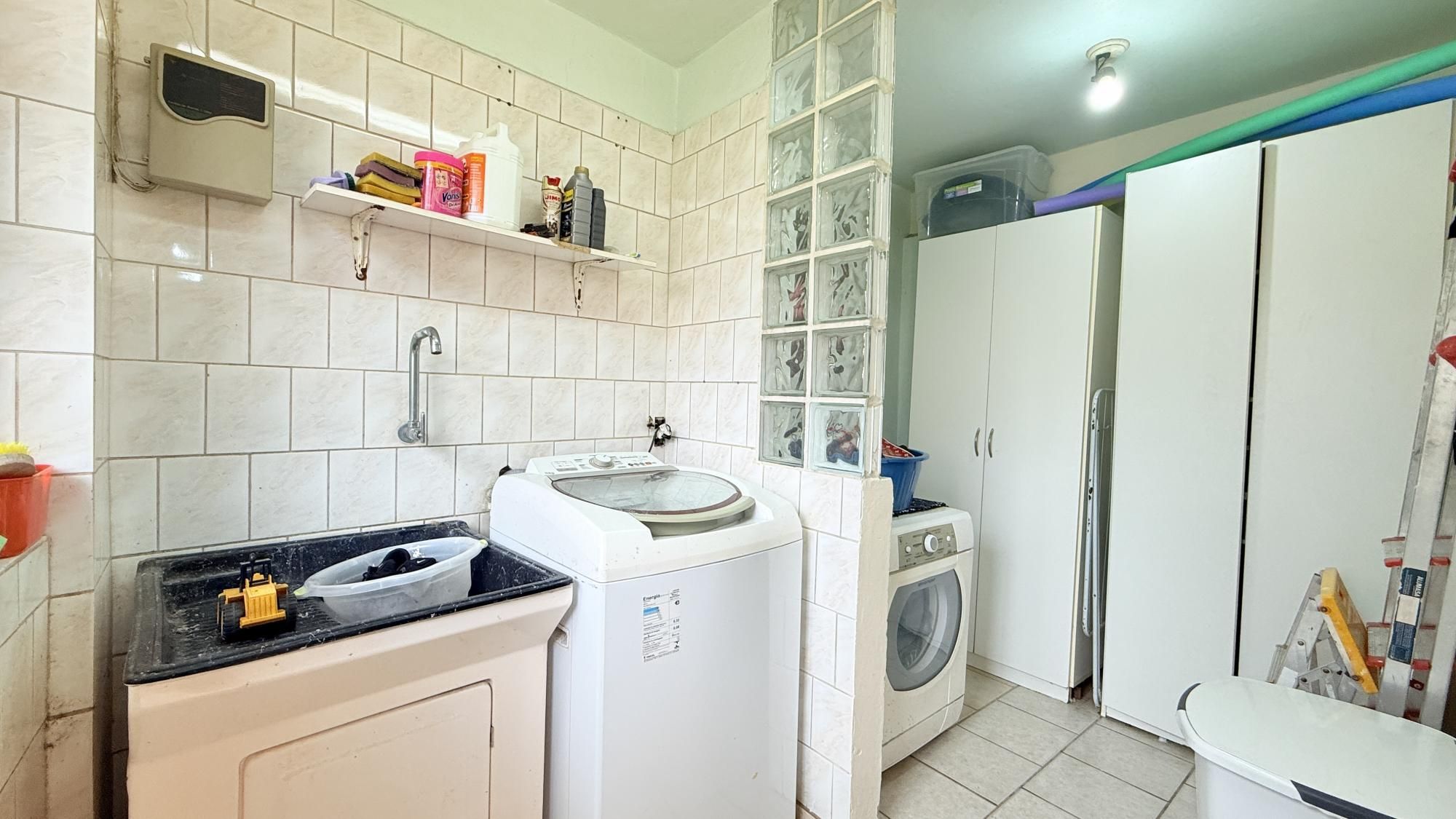 Casa, 4 quartos, 260 m² - Foto 14