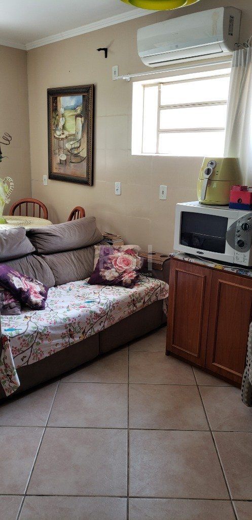 Casa à venda com 8 quartos, 200m² - Foto 30