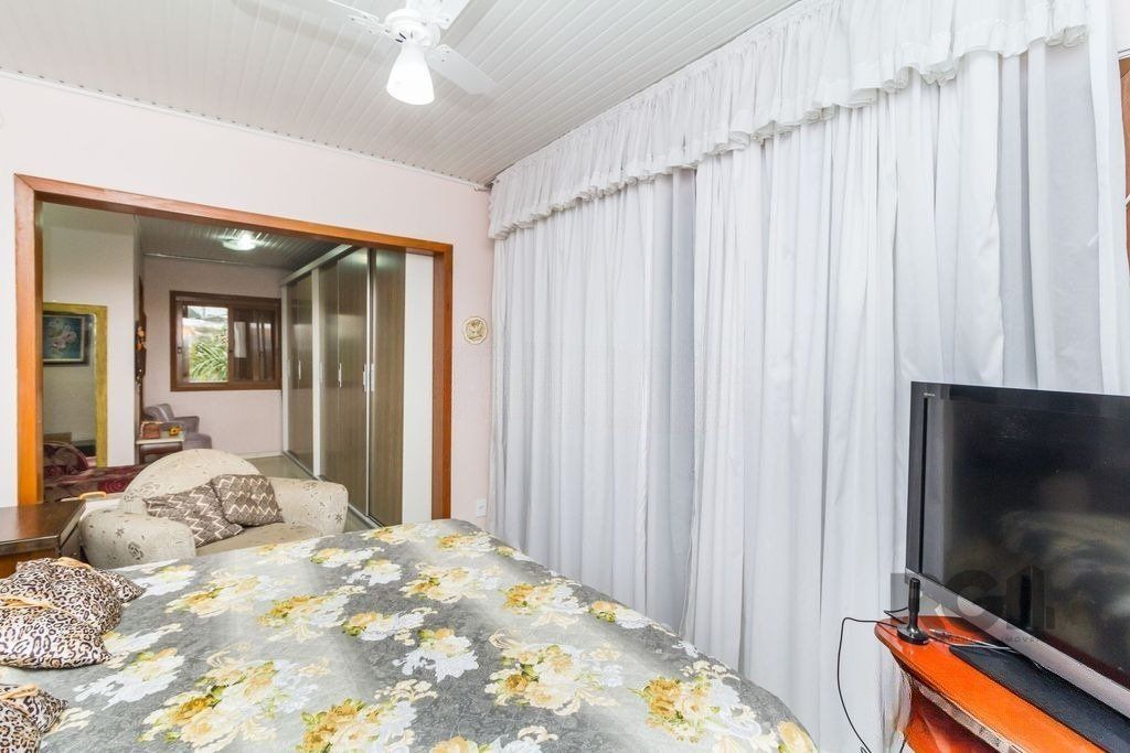 Casa à venda com 4 quartos, 284m² - Foto 8