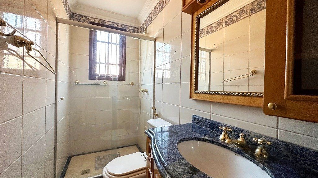 Casa à venda com 4 quartos, 351m² - Foto 28
