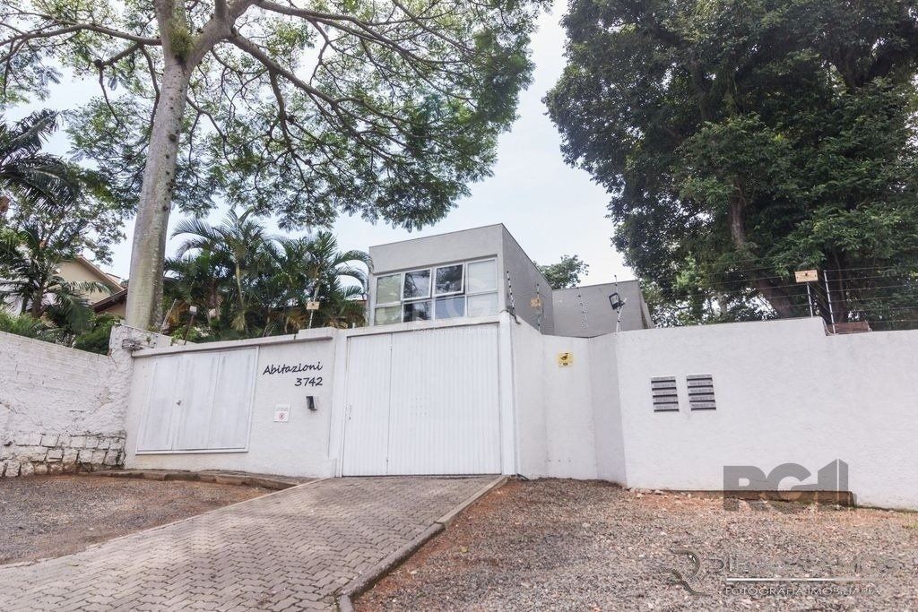 Casa de Condomínio à venda com 1 quarto, 81m² - Foto 2