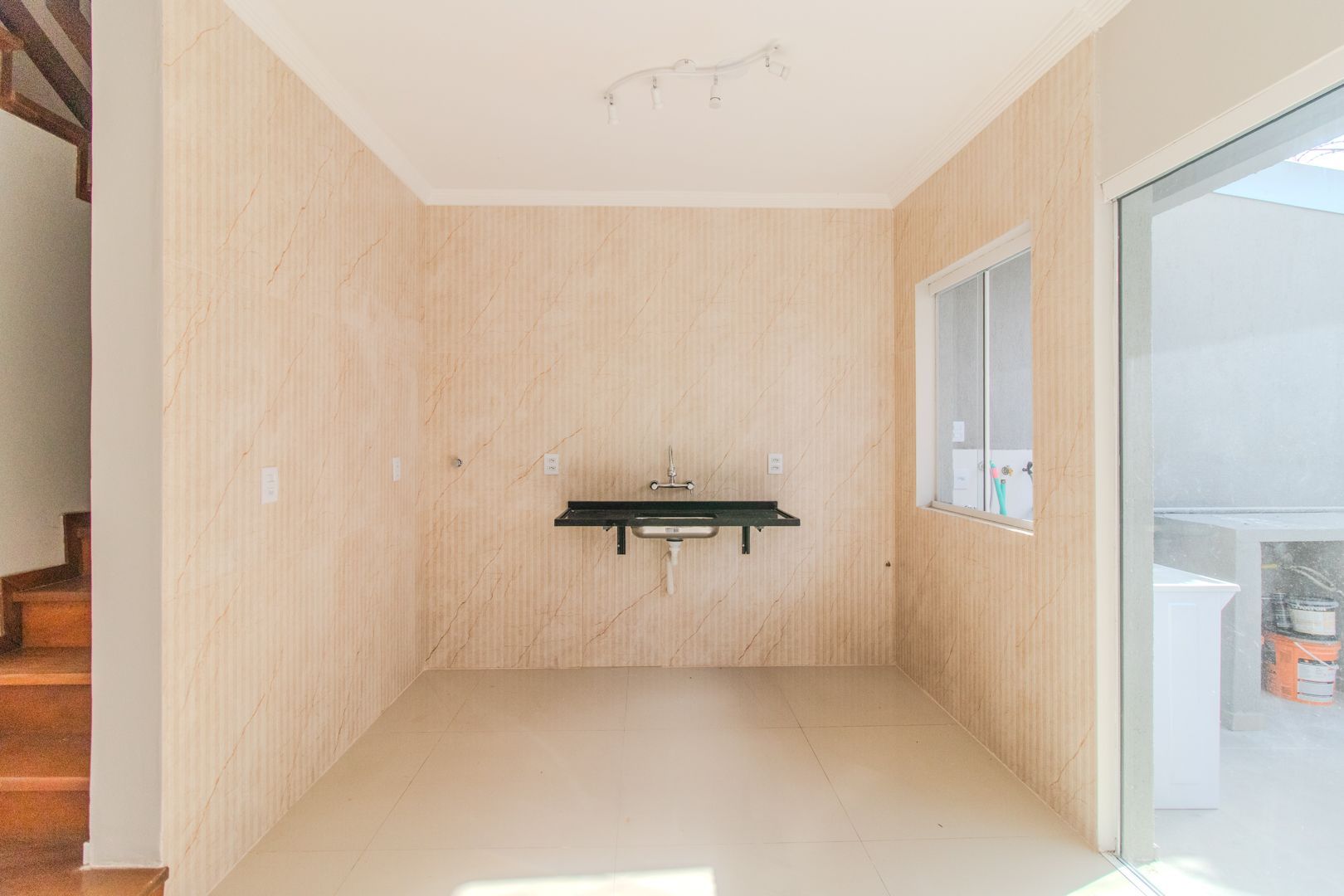 Casa à venda com 2 quartos, 112m² - Foto 11