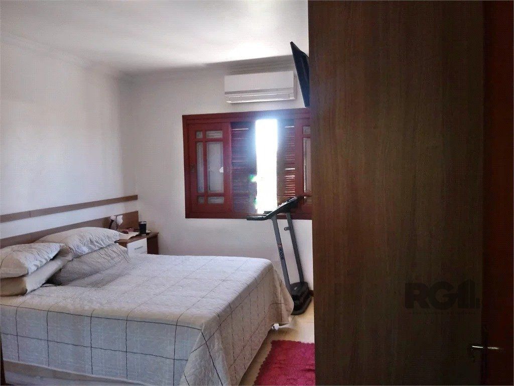 Casa à venda com 3 quartos, 237m² - Foto 15