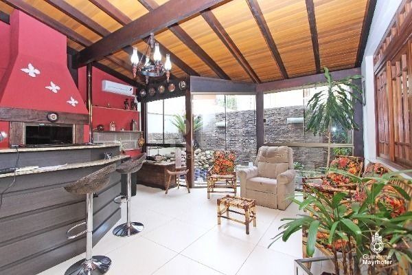 Casa, 3 quartos, 189 m² - Foto 1