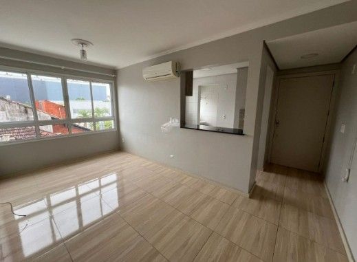 Apartamento de 02 dormitórios com suite no bairro Menino Deus