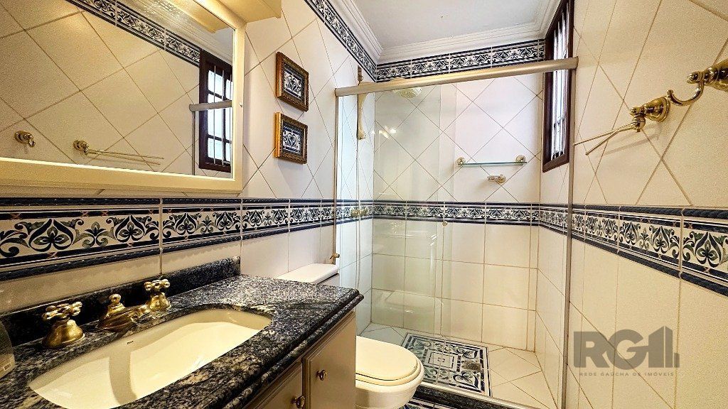 Casa à venda com 4 quartos, 351m² - Foto 8